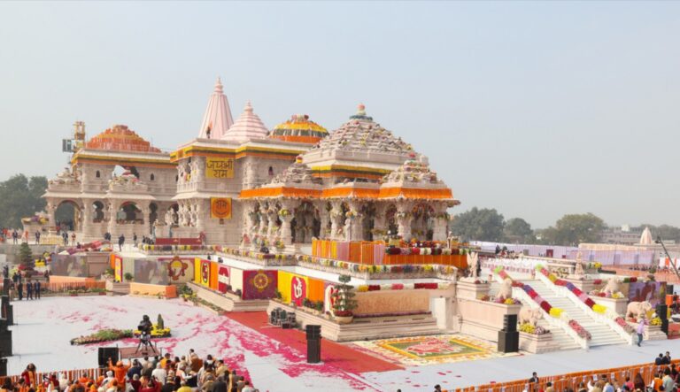 अयोध्या: राम मंदिर में ध्वजारोहण कार्यक्रम की तैयारियां तेज़, पीएम मोदी होंगे विशेष अतिथि