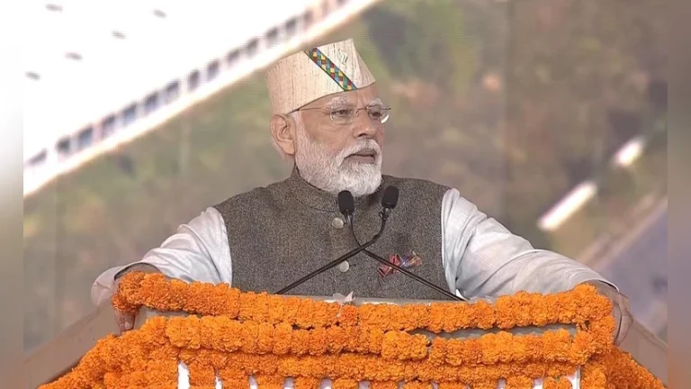 “देहरादून में कल पीएम मोदी: उत्तराखंड रजत जयंती समारोह होगा ऐतिहासिक”