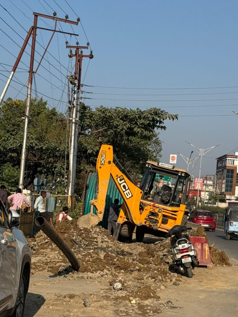 डीएम का एक्शन; गेल की सभी कार्य अनुमति निरस्त लगा 2 माह का प्रतिबंध