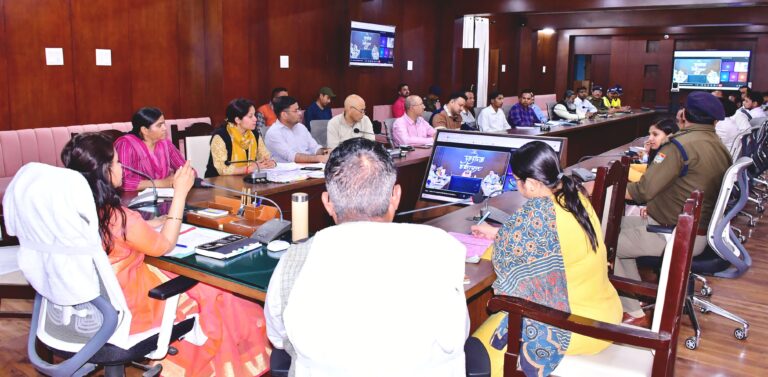 आपदा प्रबंधन मॉक अभ्यास: जिलाधिकारी ने टेबल टॉप एक्सरसाइज में परखी तैयारियां
