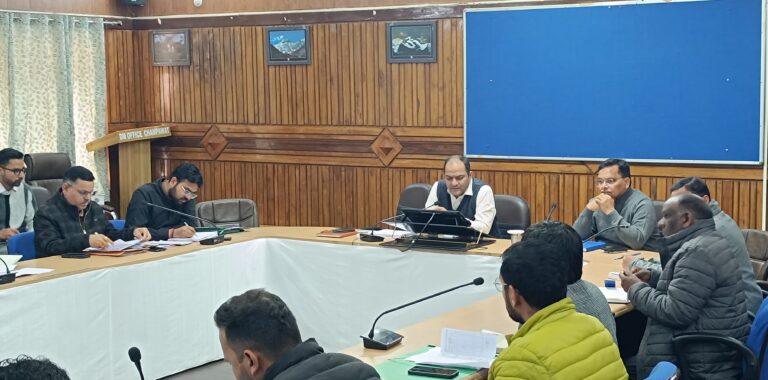 जिला योजना समीक्षा: गुणवत्ता और समन्वय पर जिलाधिकारी का जोर