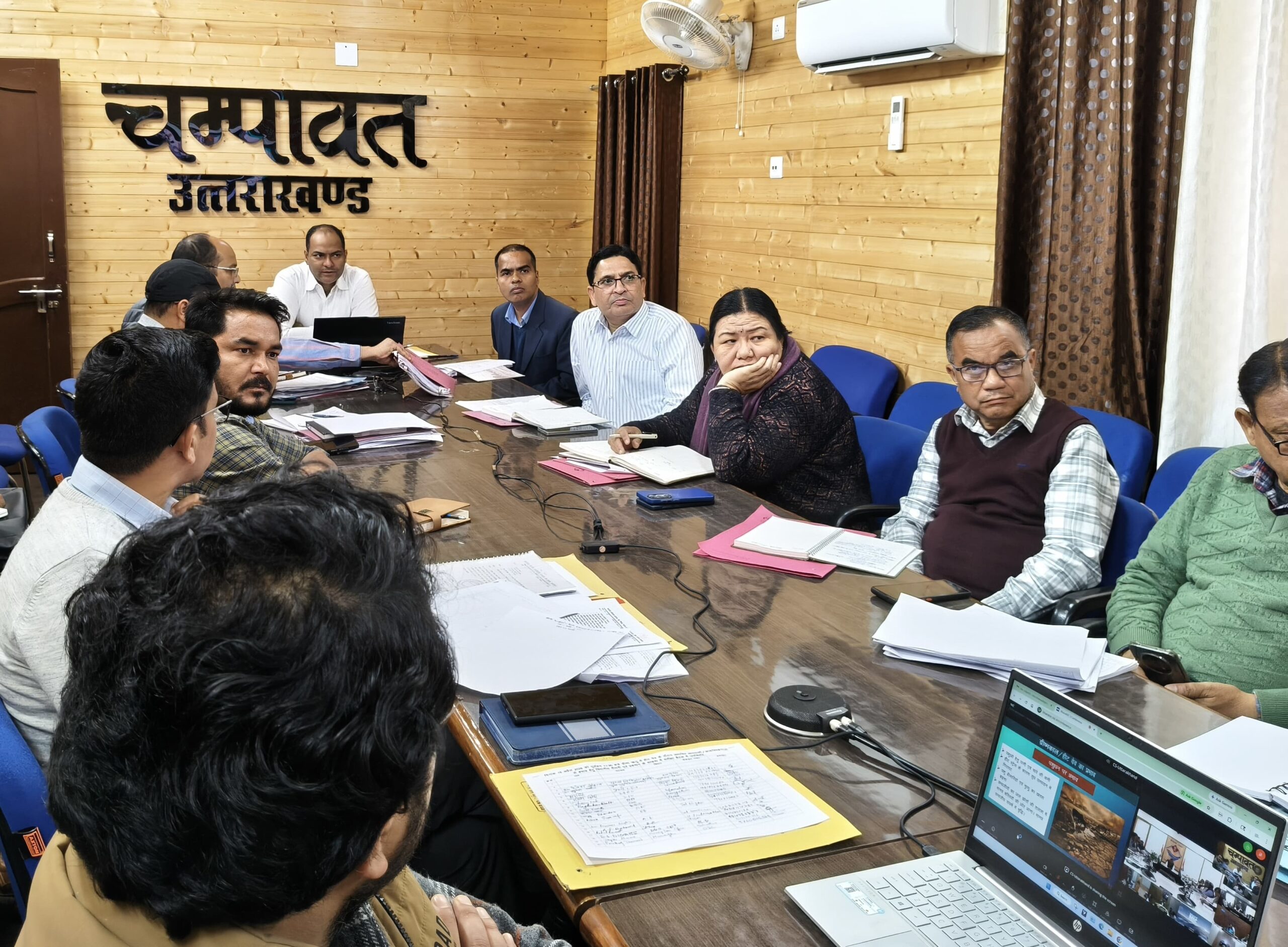 ग्रीष्मकालीन चुनौतियों और हीट वेव से निपटने हेतु जिला प्रशासन ने कसी कमर