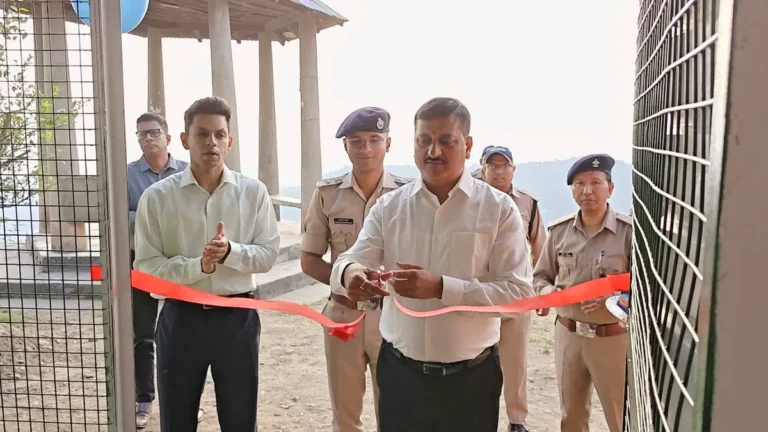 जिलाधिकारी, जिला जज और वरिष्ठ पुलिस अधीक्षक ने की जिला कारागार का निरीक्षण